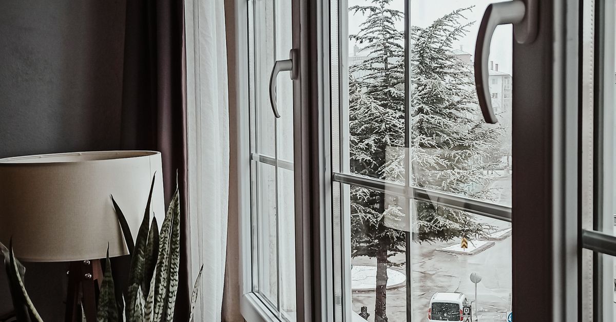 Stepwise Instructions for Fitting Double Glazed Windows